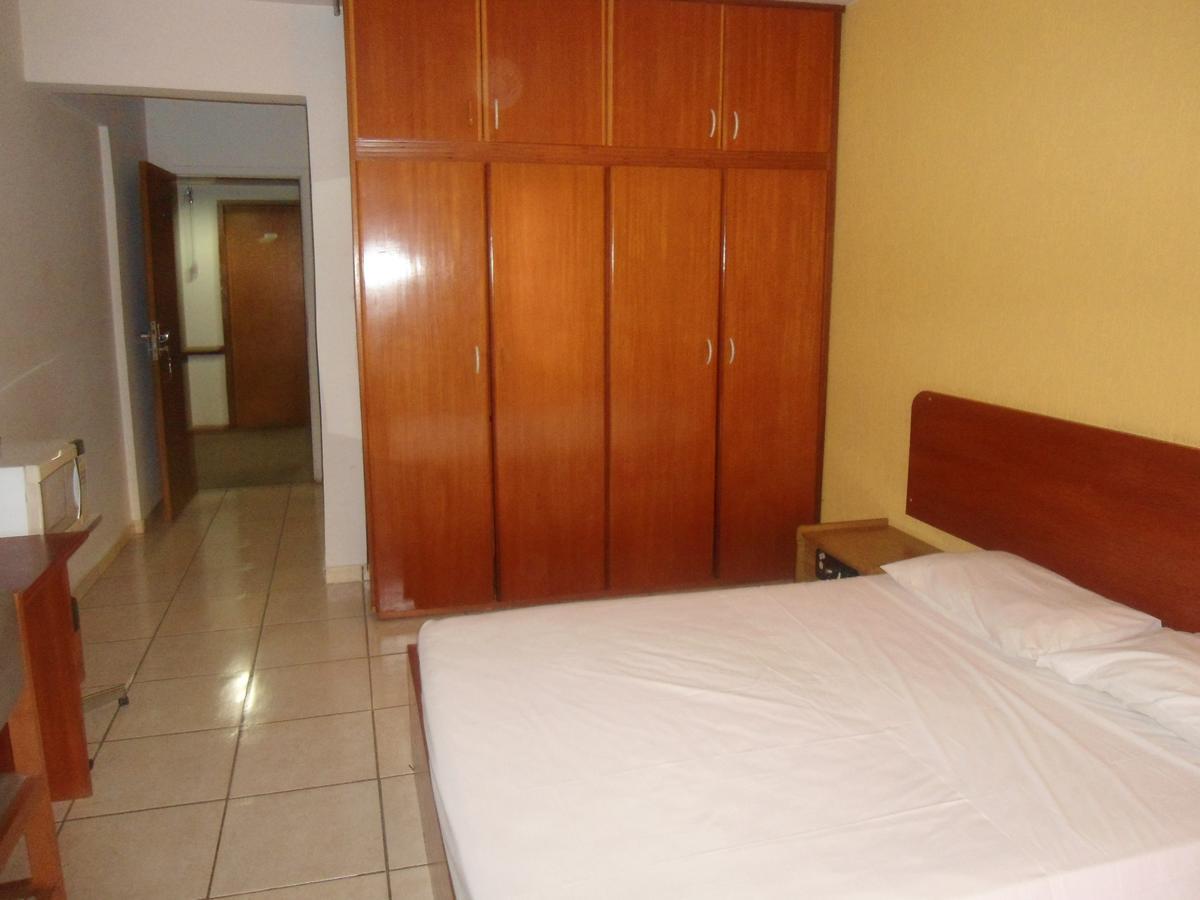 Ika Apart Hotel Бразилиа Экстерьер фото
